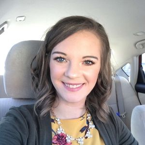 Meet your Posher, Chrissy